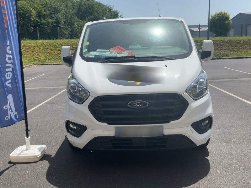 Ford Transit Custom 2.0 TDCi 280 L1 — zdjęcie 9