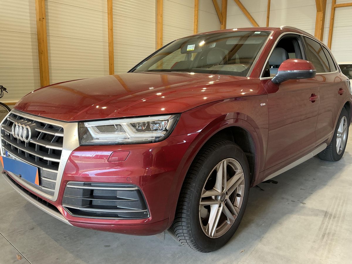 Audi Q5 2.0 TDI quattro S Line