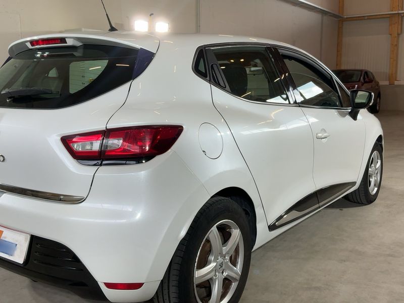 Renault Clio 1.5 dCi Dynamique 2018 – снимка 8
