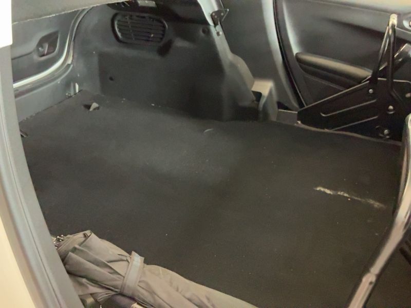 Peugeot 208 1.6 Blue-HDi Affaire Pack Clim — zdjęcie 14