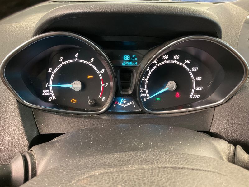Ford Tourneo 1.0 EcoBoost Titanium — zdjęcie 4