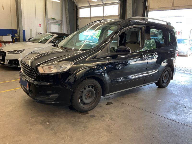 Ford Tourneo 1.0 EcoBoost Titanium