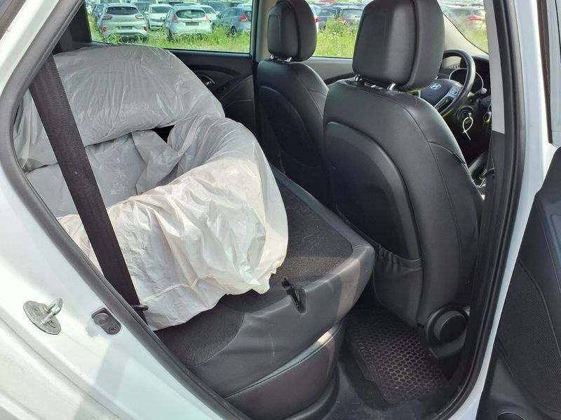 Hyundai ix35 2.0 CRDi Style AWD 2010 – снимка 19