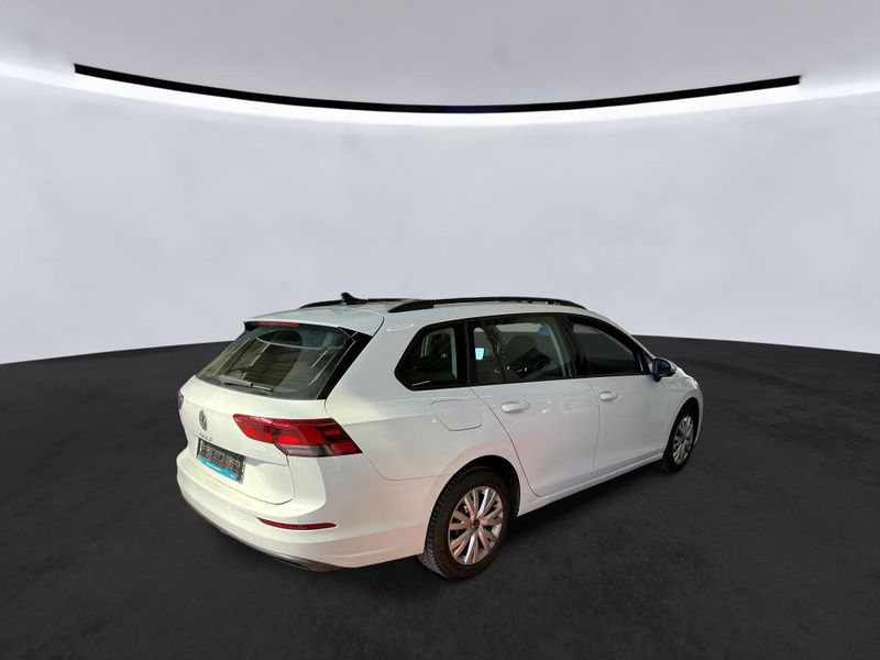 Volkswagen Golf VIII 1.0 TSI Life — zdjęcie 5