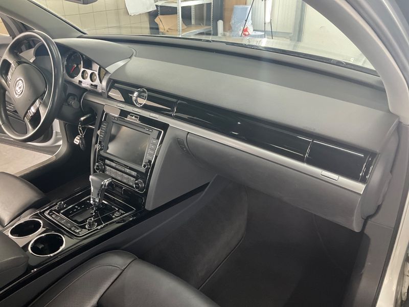 Volkswagen Phaeton 3.0 V6 TDI 4Motion 2015 – снимка 26