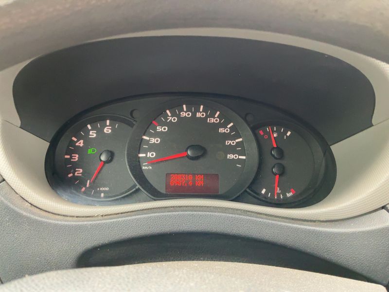 Renault Master 2.3 dCi L4H2 HKa 3,5t — zdjęcie 13