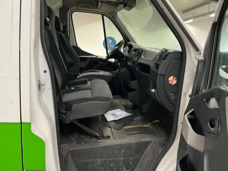 Renault Master 2.3 dCi L4H2 HKa 3,5t — zdjęcie 11