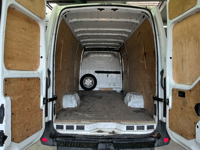 Renault Master 2.3 dCi L4H2 HKa 3,5t — zdjęcie 10