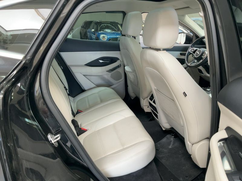 Jaguar E-Pace D200 Mild-Hybrid SE AWD — zdjęcie 14