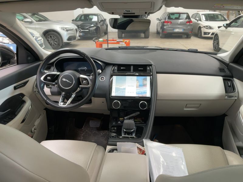 Jaguar E-Pace D200 Mild-Hybrid SE AWD — zdjęcie 12