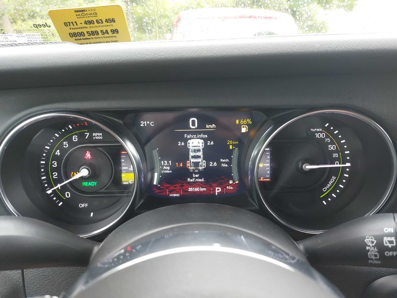 Jeep Wrangler Unlimited 2.0 4xe Plug-in Hybrid Sahara — zdjęcie 12