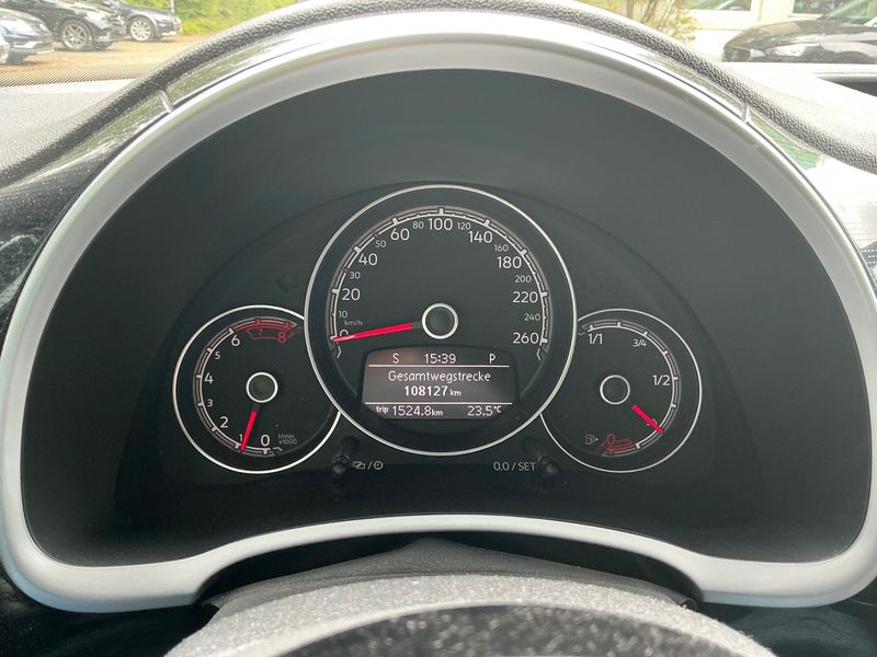 Volkswagen Beetle 1.2 TSI Sound BlueMotion Tech — zdjęcie 13