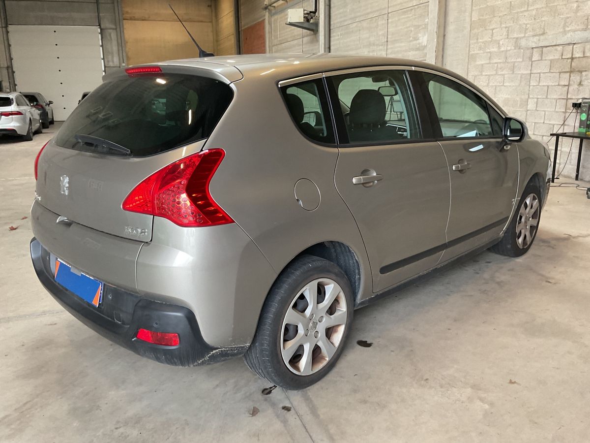 Peugeot 3008 1.6 Active