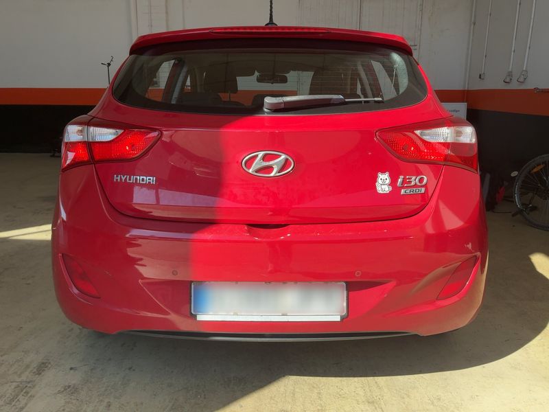 Hyundai i30 1.6 CRDi Go! 2015 – снимка 7
