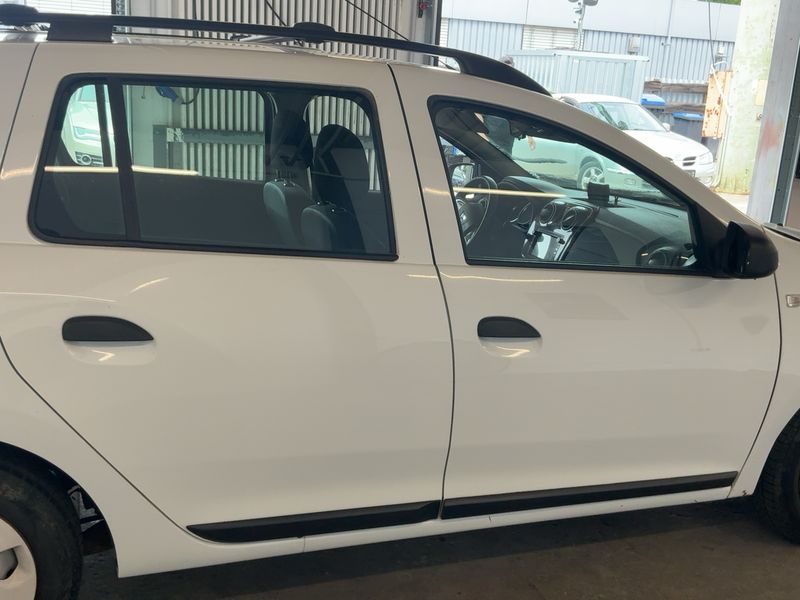 Dacia Logan MCV 1.0 SCe Essential 2018 – снимка 10