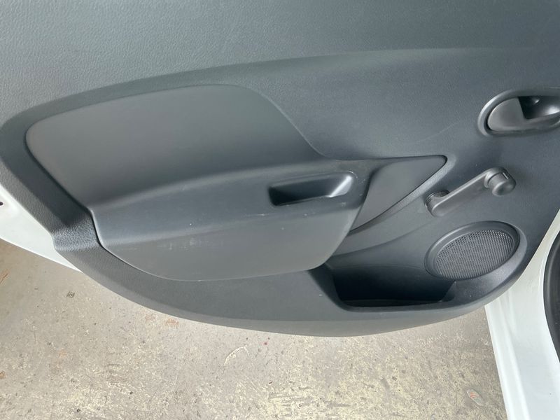 Dacia Logan MCV 1.0 SCe Essential 2018 – снимка 27