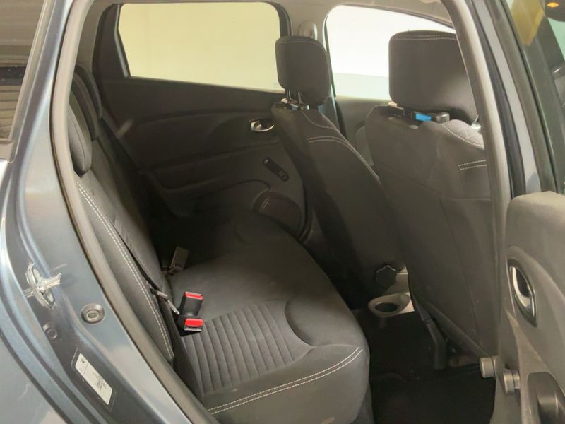 Renault Clio 1.5 dCi Energy Limited — zdjęcie 14