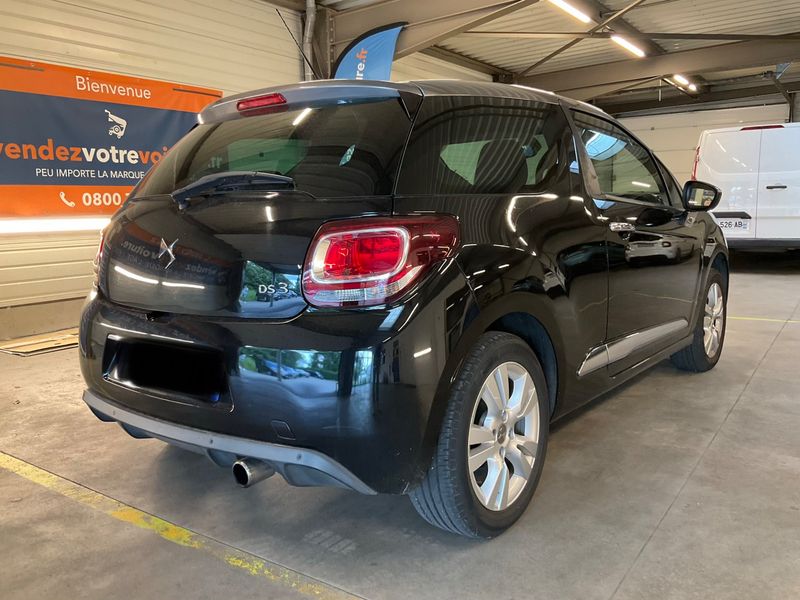 Citroen DS3 1.2 VTi Chic — zdjęcie 2