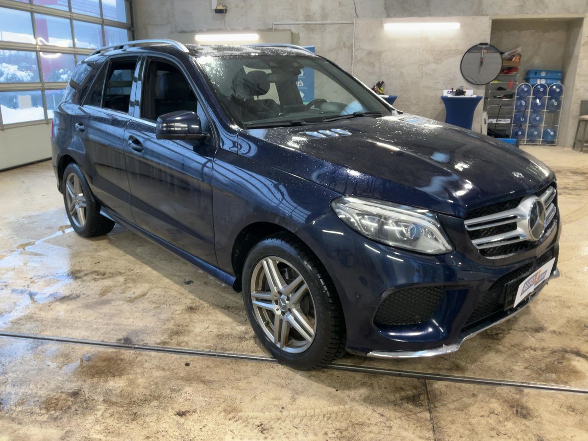 Mercedes-Benz GLE-Klasse 2017 — photo 13