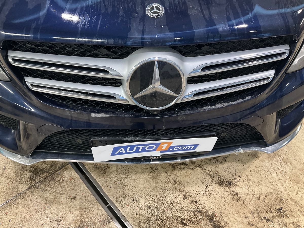 Mercedes-Benz GLE-Klasse 2017 — photo 37