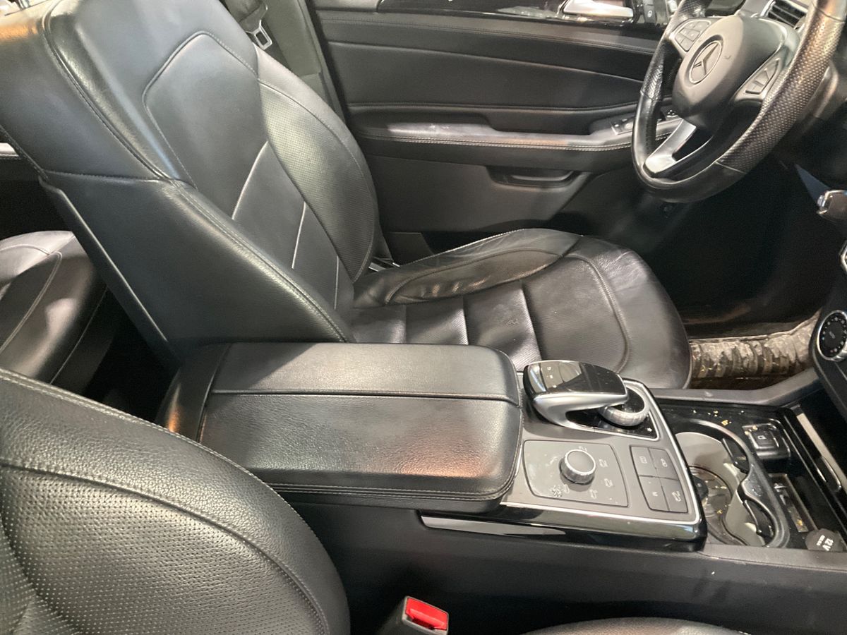 Mercedes-Benz GLE-Klasse 2017 — photo 32