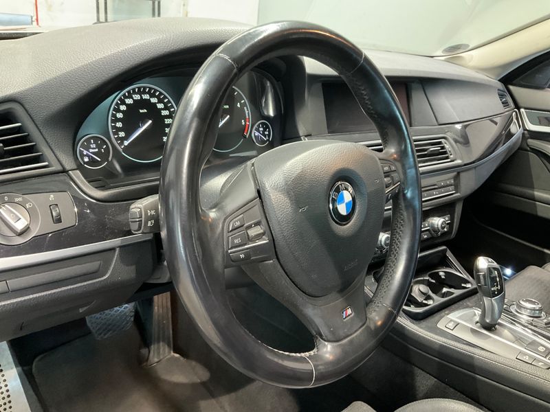 BMW 5er 530d xDrive 2011 – снимка 32