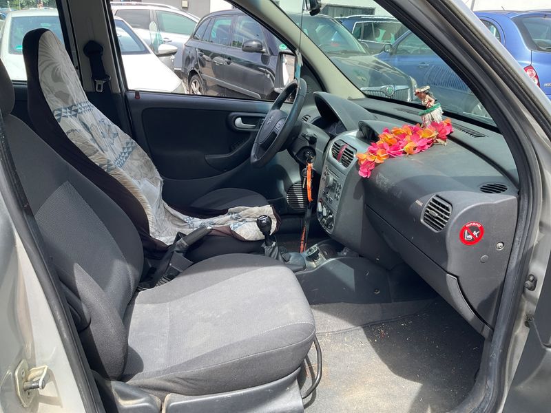 Opel Combo 1.7 CDTI Edition — zdjęcie 3