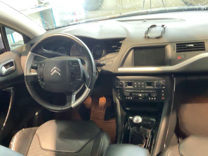 Citroen C5 2.0 HDi Exclusive — zdjęcie 12