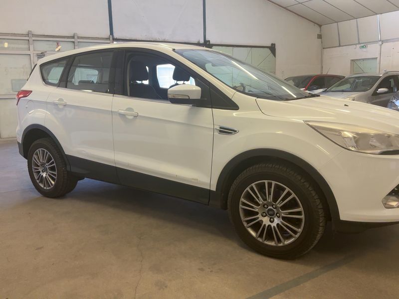 Ford Kuga 2.0 TDCi Titanium — zdjęcie 8