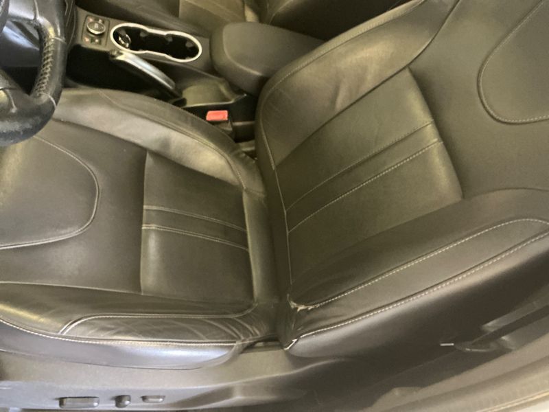 Ford Kuga 2.0 TDCi Titanium 2013 – снимка 26