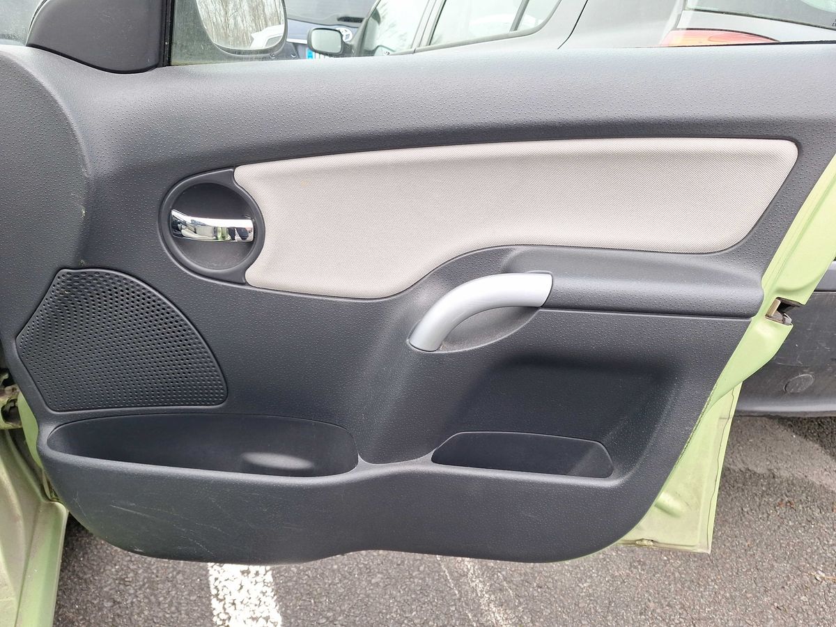Citroen C3 2005 — photo 52