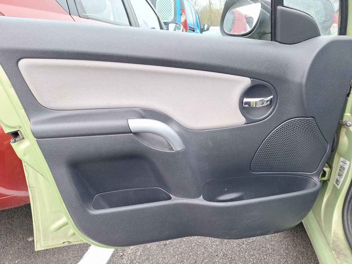 Citroen C3 2005 — photo 62