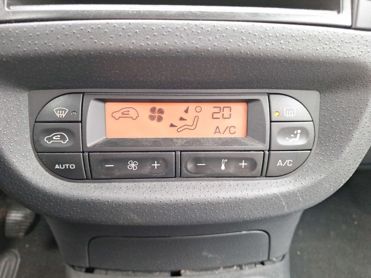 Citroen C3 2005 — photo 90