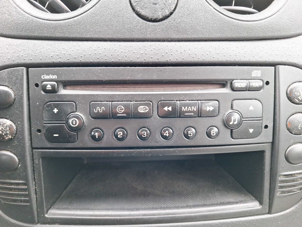 Citroen C3 2005 — photo 88