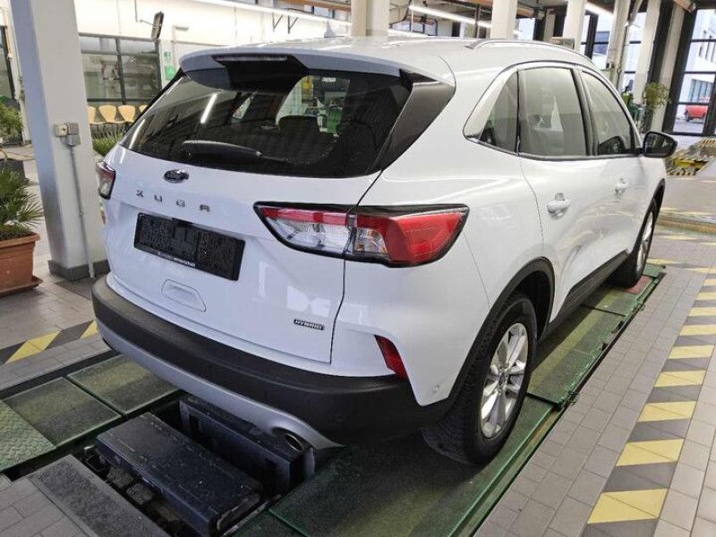 Ford Kuga 2.5 Hybrid Titanium