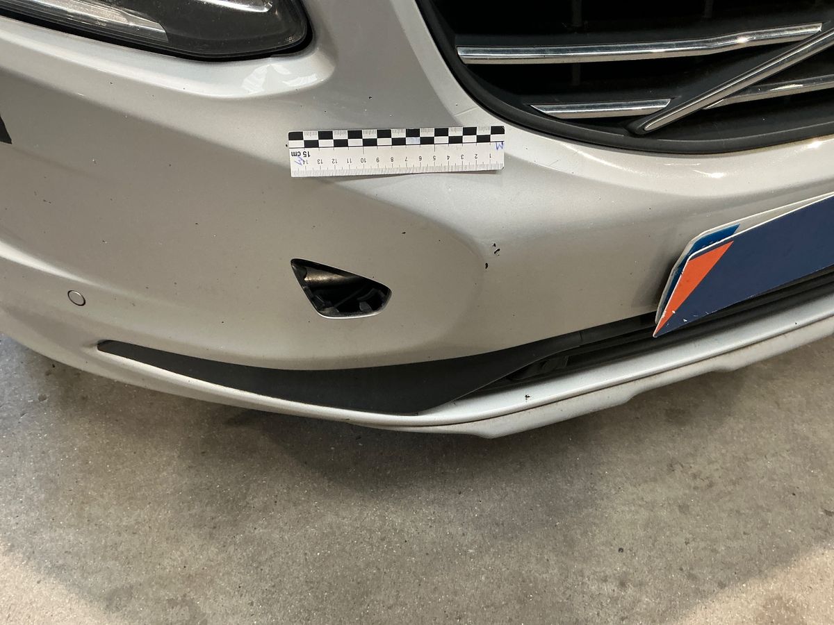 Volvo XC60 2018 — photo 3
