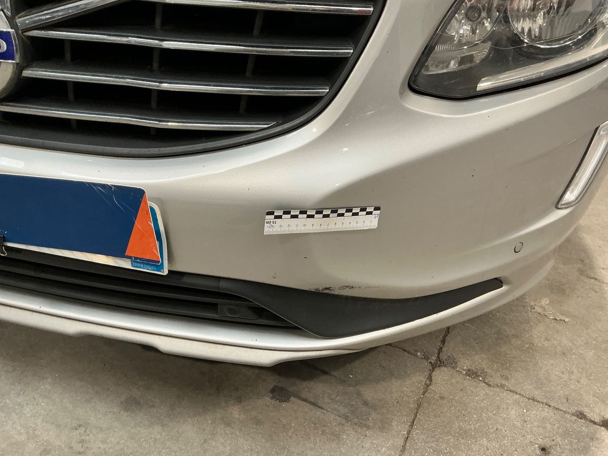 Volvo XC60 2018 — photo 33
