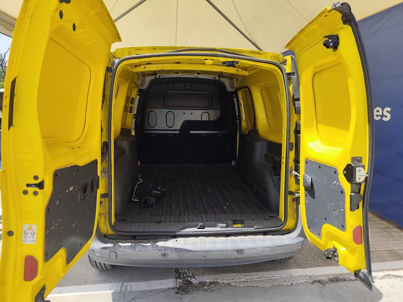 Renault Kangoo 1.5 dCi Furgón Maxi 2p Profesional — zdjęcie 9