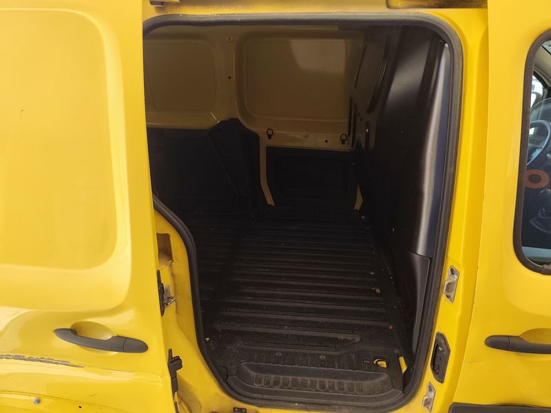 Renault Kangoo 1.5 dCi Furgón Maxi 2p Profesional — zdjęcie 13