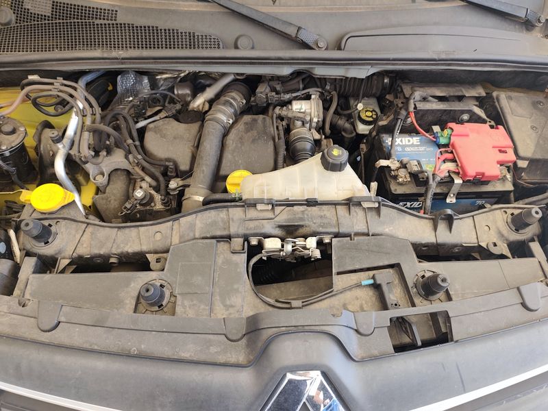 Renault Kangoo 1.5 dCi Furgón Maxi 2p Profesional — zdjęcie 8