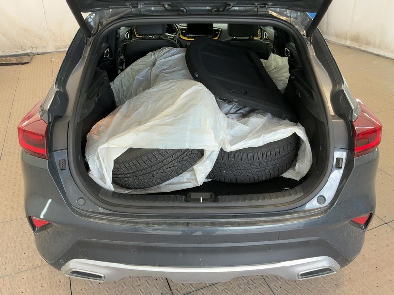 Kia XCeed 1.6 CRDi Launch Edition — zdjęcie 10