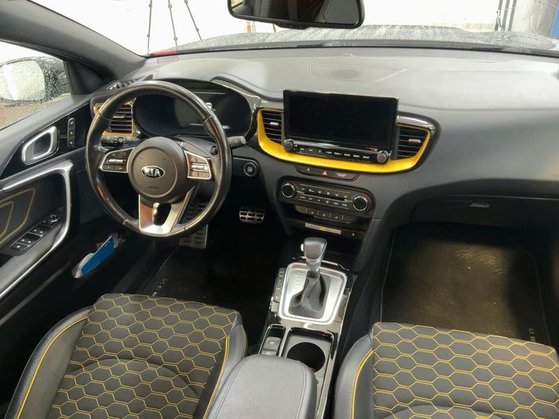 Kia XCeed 1.6 CRDi Launch Edition — zdjęcie 12