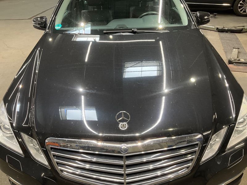 Mercedes-Benz E-Klasse E 200 CGI T BlueEfficiency Avantgarde 2011 – снимка 33