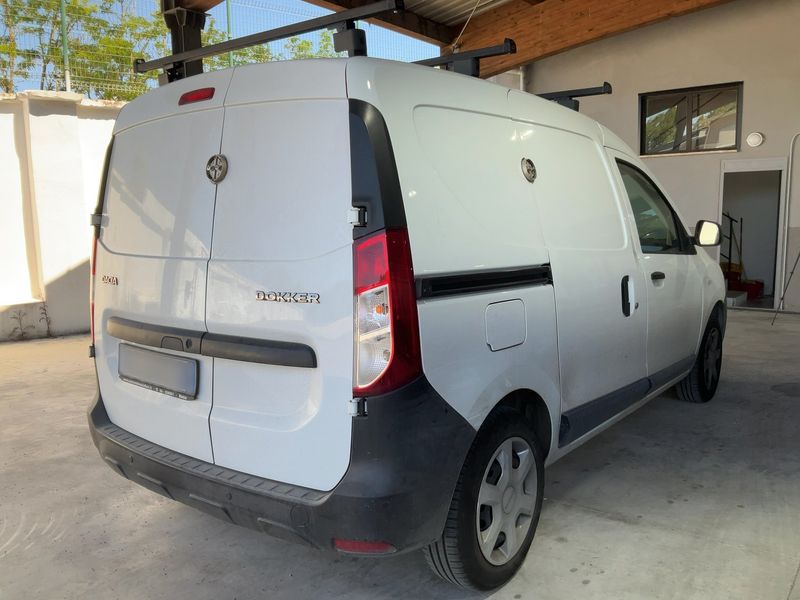 Dacia Dokker 1.6 SCe LPG Essential — zdjęcie 6