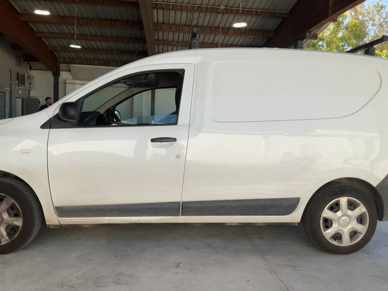 Dacia Dokker 1.6 SCe LPG Essential — zdjęcie 4