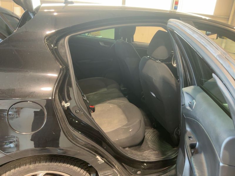 Alfa Romeo Giulietta 1.6 JTD Sport — zdjęcie 14