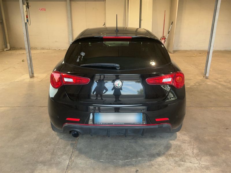 Alfa Romeo Giulietta 1.6 JTD Sport — zdjęcie 5