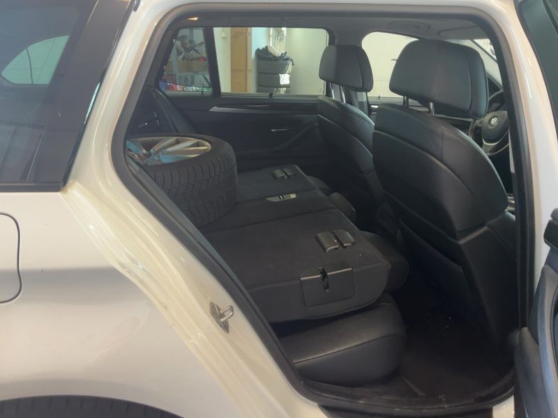 BMW 5er 530d xDrive 2011 – снимка 20
