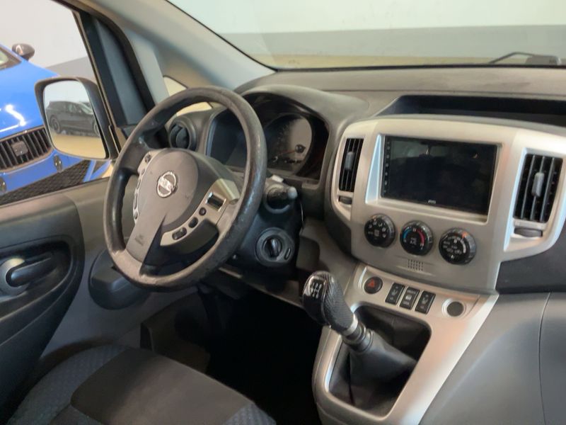 Nissan NV200 Evalia 1.5 dCi Evalia Tekna — zdjęcie 12