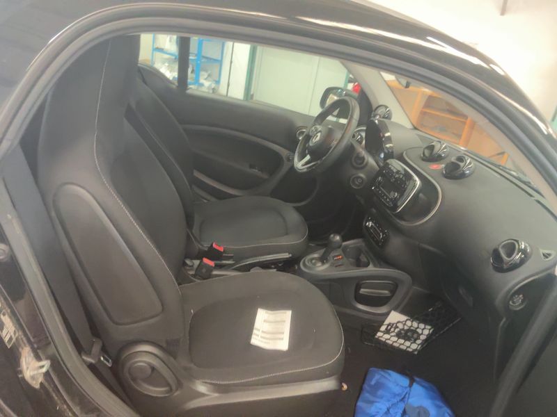 Smart fortwo electric drive 60 kW passion — zdjęcie 11